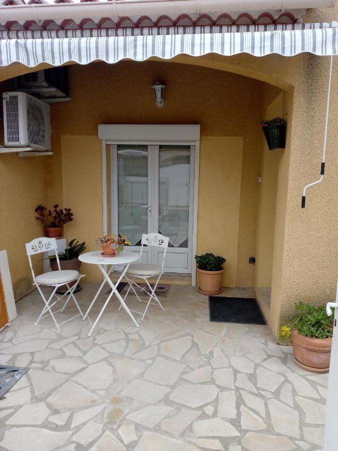 Aigues Mortes Studio De Vacances En Camargue Exterior foto